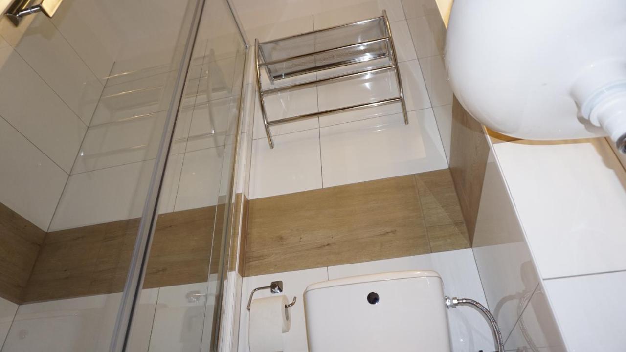Amber Apartament 10 Cracovia Exterior foto